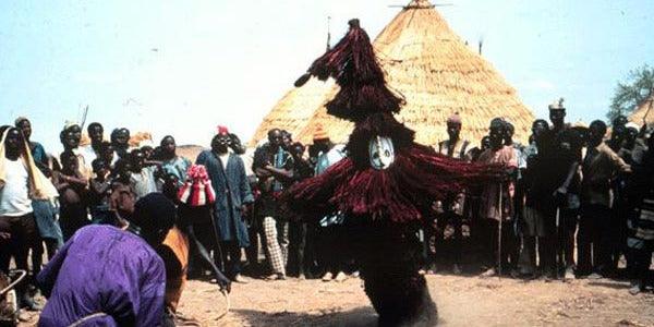 historia-decorative-wooden-masks-african