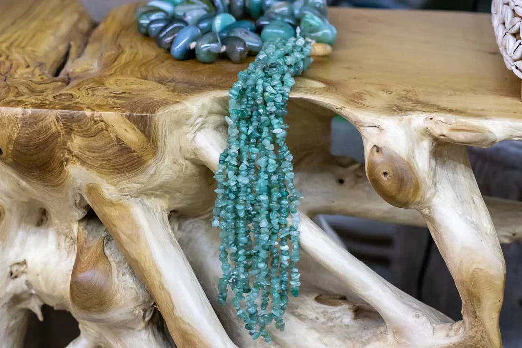 Colar decorativo de mesa em pedras naturais do Brasil