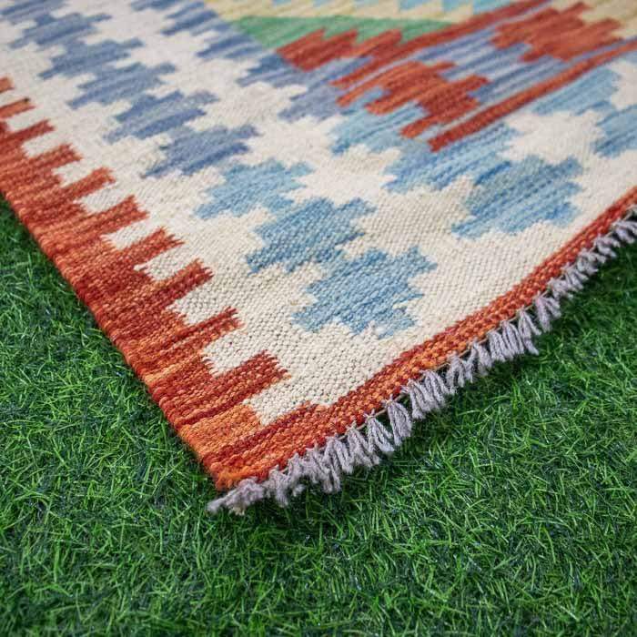 Passadeira artesanal Kilim paquistanesa feita manualmente em lã.