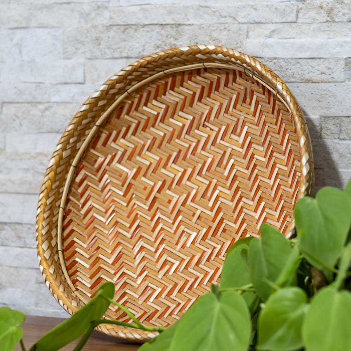 Cestaria indígena feita à mão em Manaus com fibra natural de arumã.