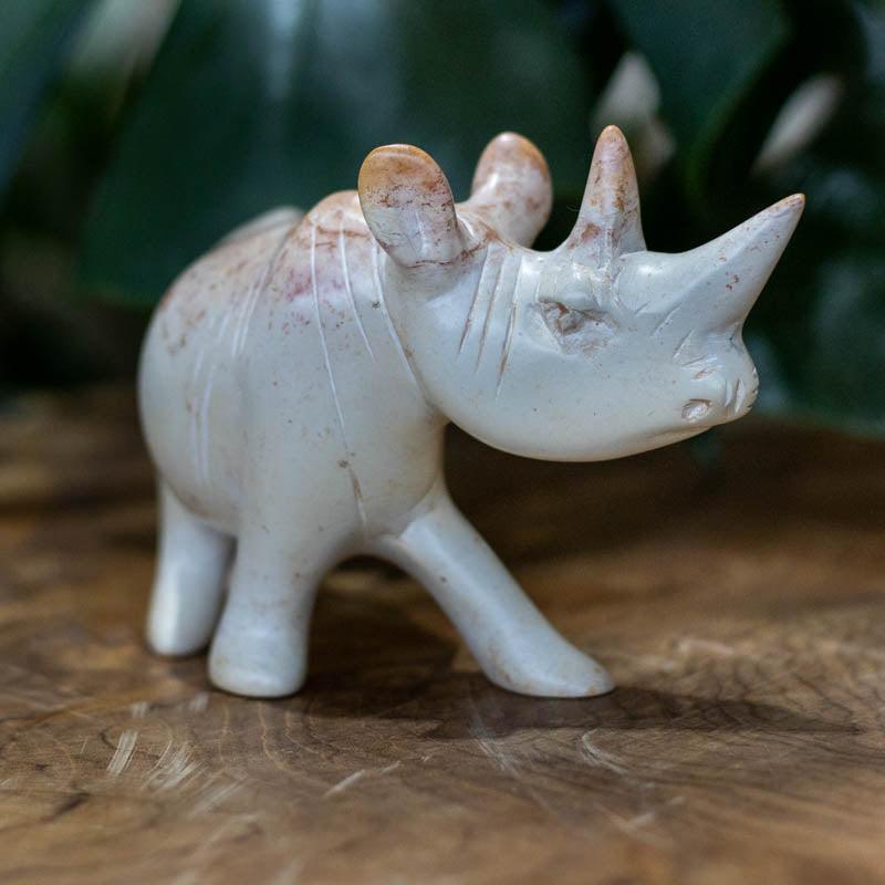 escultura rinoceronte animal em pedra áfrica poder cultura etnica artesintonia escultura em pedra animais 02