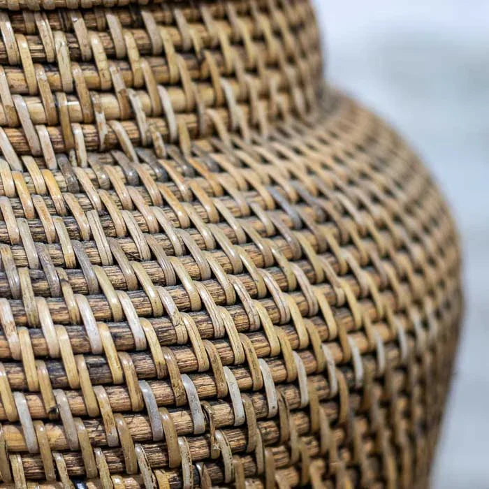 Cesto multifuncional em fibra natural com visual rústico e elegante