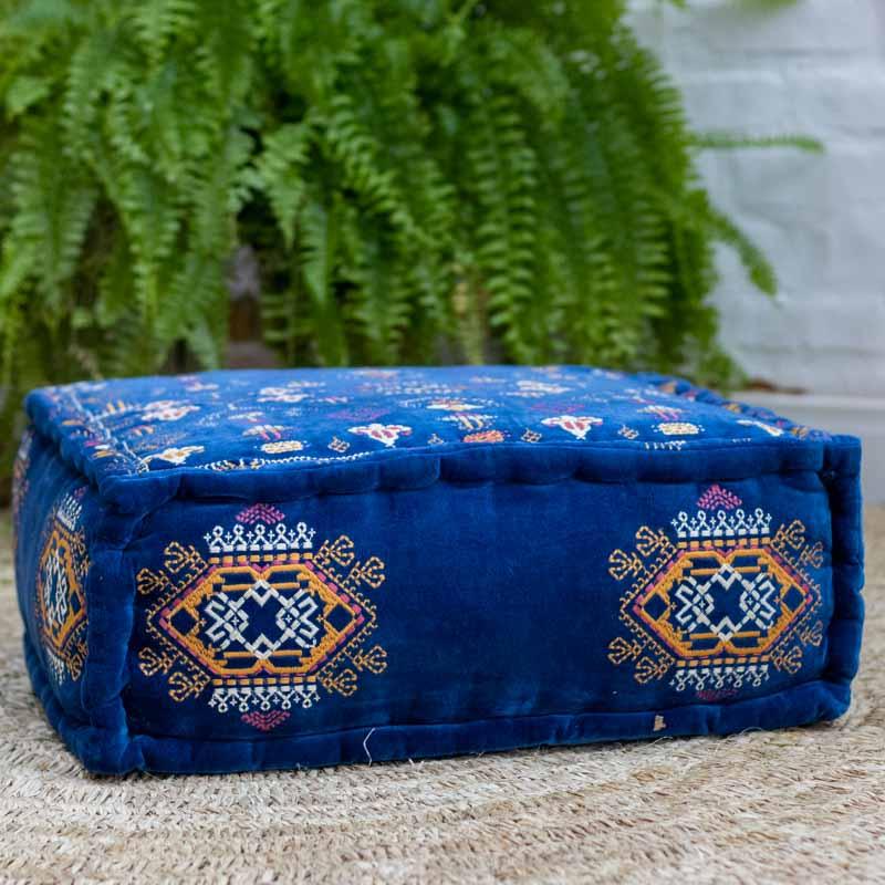 puff indiano decoracao meditacao bordado textil almofada loja artesintonia 04