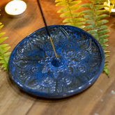incensario artesanal atelie da vila ceramica azul escuro mandala flor artesanatos aromaterapia artesintonia 3