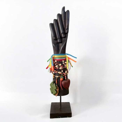 figa artesanal madeira brasil artesanato mineiro decoração casa sorte patua maos loja artesintonia 05