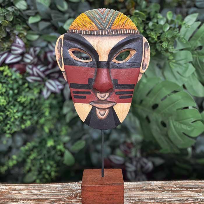 CR583-52-mascara-indigena-decorativa-etnia-munduruku-artesanato-brasileiro-curral-cor-minas-gerais-prados-madeira-decoracao-brasileira-design-autoral-loja-artesintonia-1