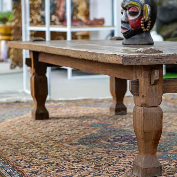 Móvel artesanal mesa de centro reciclada em madeira teca de Bali. 