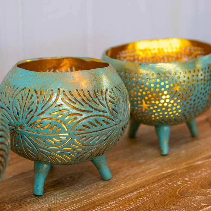 Utensílio decorativo balinês em fibra natural que valoriza a estética rústica e o design eco-friendly no home decor. 