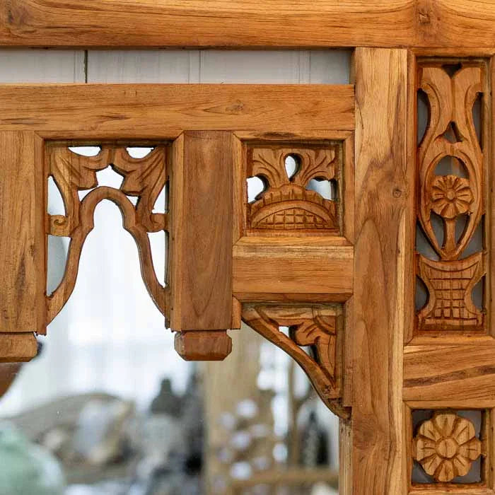 Espelho decorativo de Bali para hall de entrada com moldura de madeira de alta qualidade.