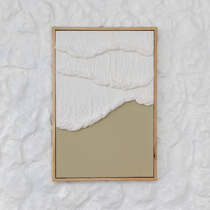 Arte minimalista de parede texturizada da Indonésia evocando o mar e a areia da praia.