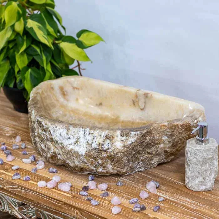 Escultura funcional em pedra, cuba de sobrepor com design moderno-rústico. 