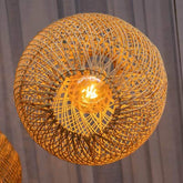 luminaria artesanal rattan bali fibra natural boho decoração design interiores arquitetuta loja comprar artesanato artesintonia