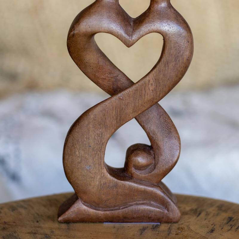 escultura abstrata amor infinito paixao madeira artesanato suar bali indonesia decoracao casa presente casal namorados loja artesintonia 04