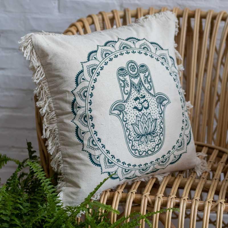 almofada boho chic bali mao hamsa artesanato textil boemia espiritual protecao decoracao sala quarto sofa cama comprar loja artesintonia 01