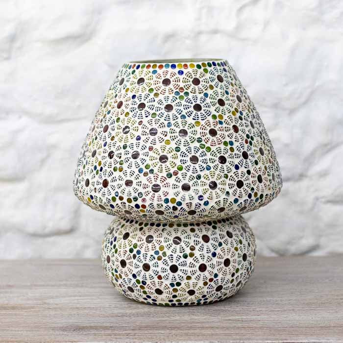 Luminária cênica em formato de cogumelo para iluminação acolhedora de quartos e salas. 
