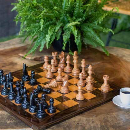 jogo tabuleiro xadrez madeira resina artesanal brasil decoracao casa escritorio partida estrategia loja artesintonia 01
