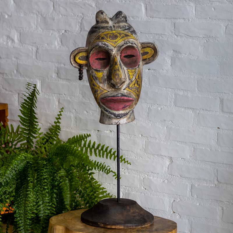 mascara decorativa bornéu ásia tradição cultura decoração casa exótica escultura madeira albizia bali indonésia loja artesintonia 01