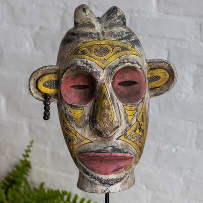 mascara decorativa bornéu ásia tradição cultura decoração casa exótica escultura madeira albizia bali indonésia loja artesintonia 03