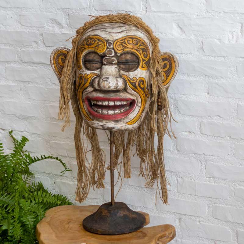 mascara lutador borneo asia tradicao cultura decoracao casa exotica escultura madeira albizia bali indonesia loja artesintonia 08