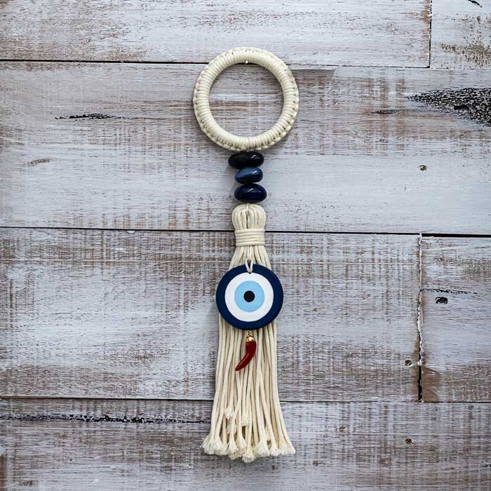 Protetor de porta artesanal com Olho Grego e Pimenta feito à mão no Brasil. 