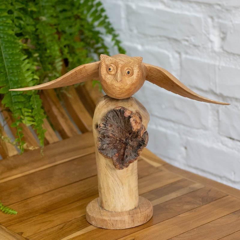 escultura madeira tronco rustica coruja entalhada bali decoracao casa artesanato 01