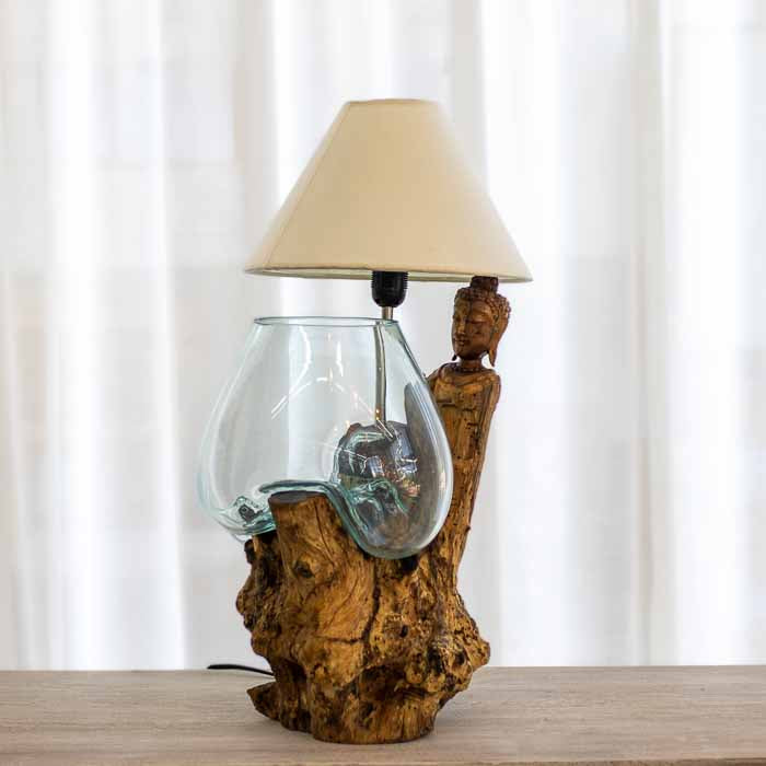 Peça de iluminação exclusiva para ambientes de meditação com Buda e terrário de vidro. 