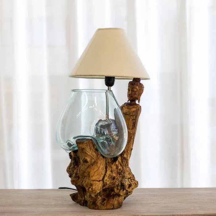 Peça de iluminação exclusiva para ambientes de meditação com Buda e terrário de vidro. 