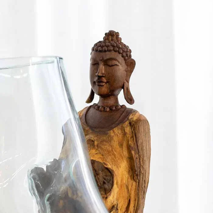 Objeto de arte funcional de Bali para cultivo de plantas em ambientes de relaxamento e yoga. 
