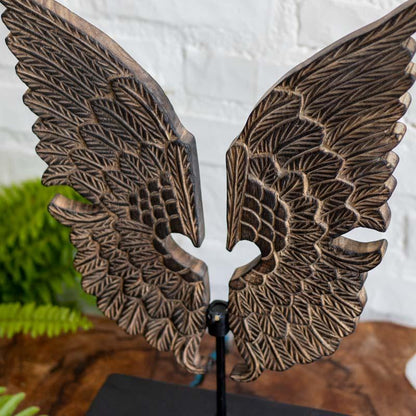 escultura decorativa asas madeira entalhada artesanal bali indonesia significado amor liberdade loja artesintonia 02