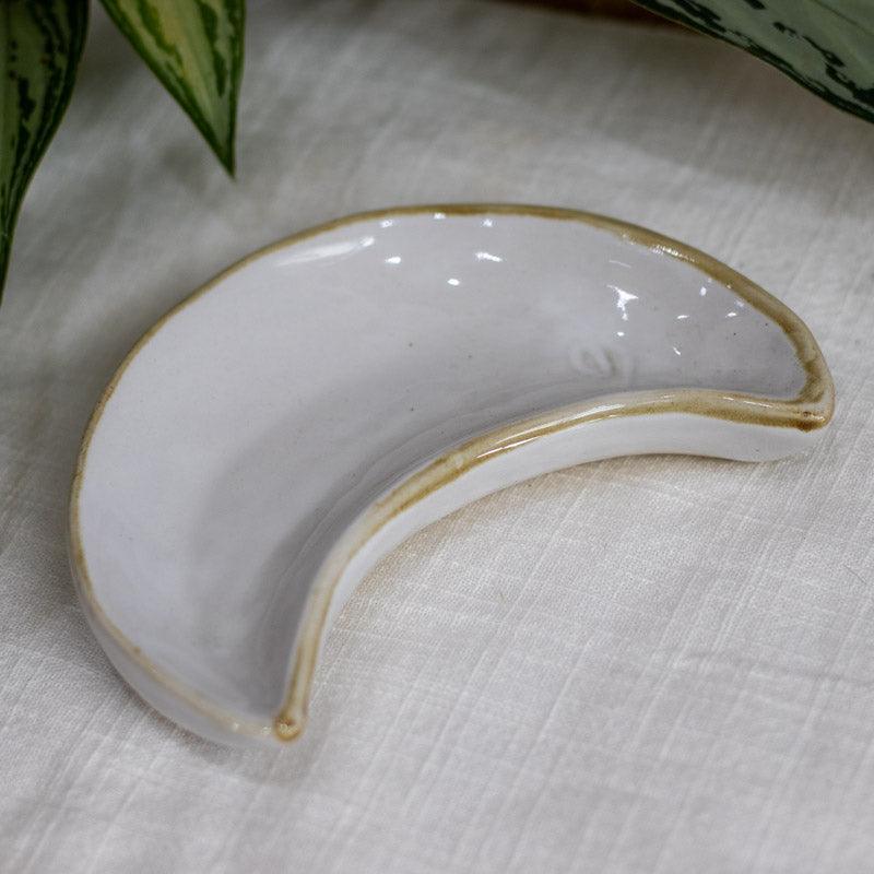Mini travessa decorativa de 15cm com temática celestial e borda dourada, ideal para joias ou petiscos.