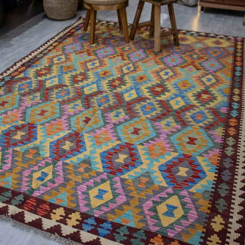 tapete kilim artesanal afegao arte decoracao casa tradicao cultura textil algodao persa tecelagem beleza loja artesintonia 01