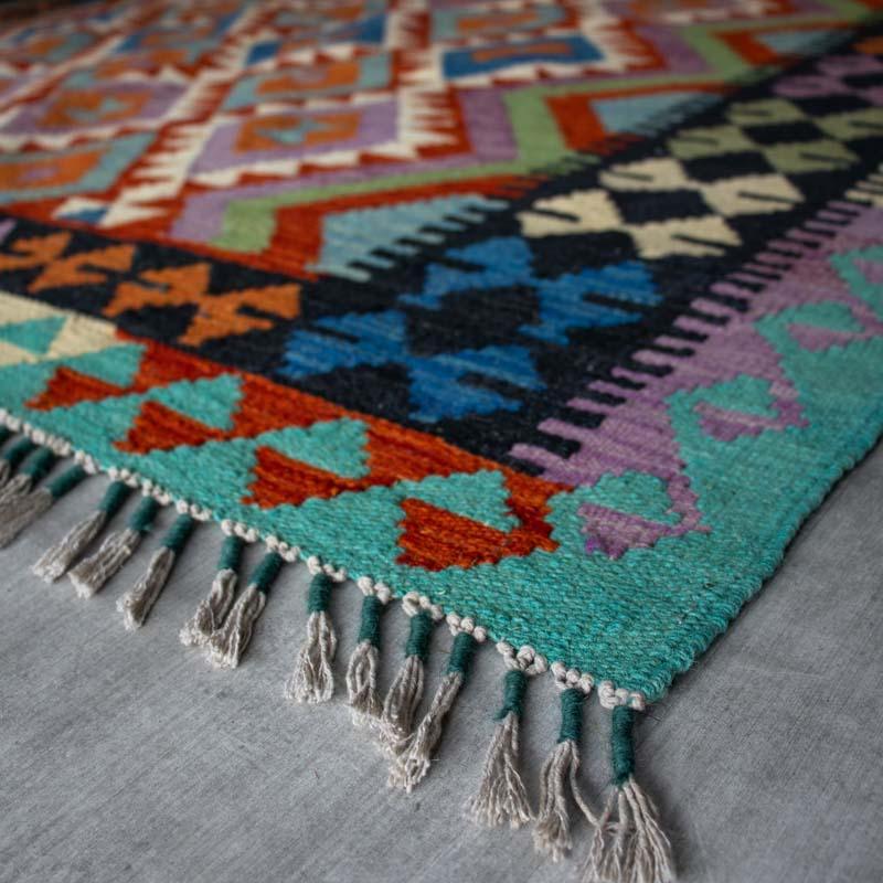tapete kilim afegão formas artesanais tradição têxtil tecelagem artes únicas decoração casa loja artesintonia 02