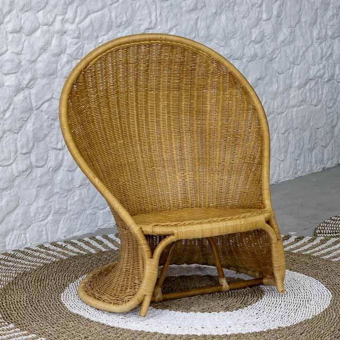 Cadeira Dao artesanal em rattan natural feita à mão no Vietnã.