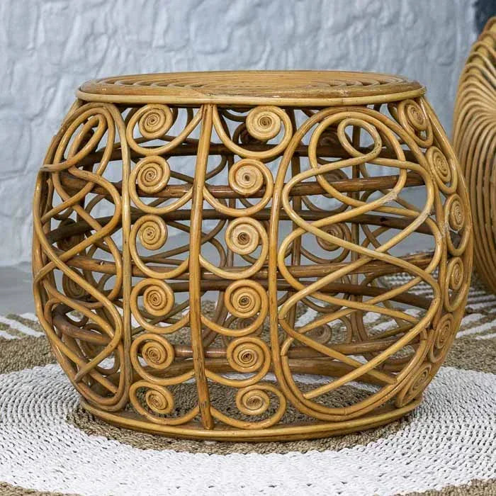 Mesa decorativa TayNinh artesanal em rattan do Vietnã.