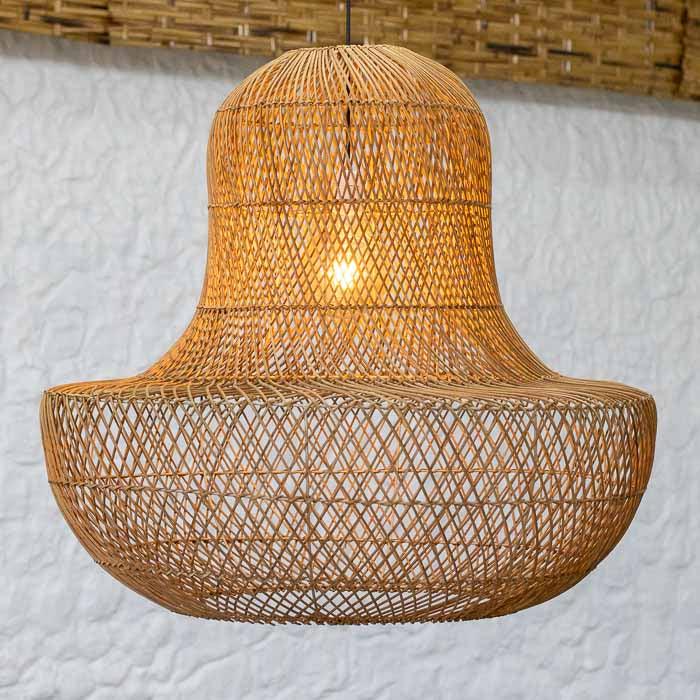Luminária Pendente SaPa artesanal em fibra natural feita no Vietnã. 