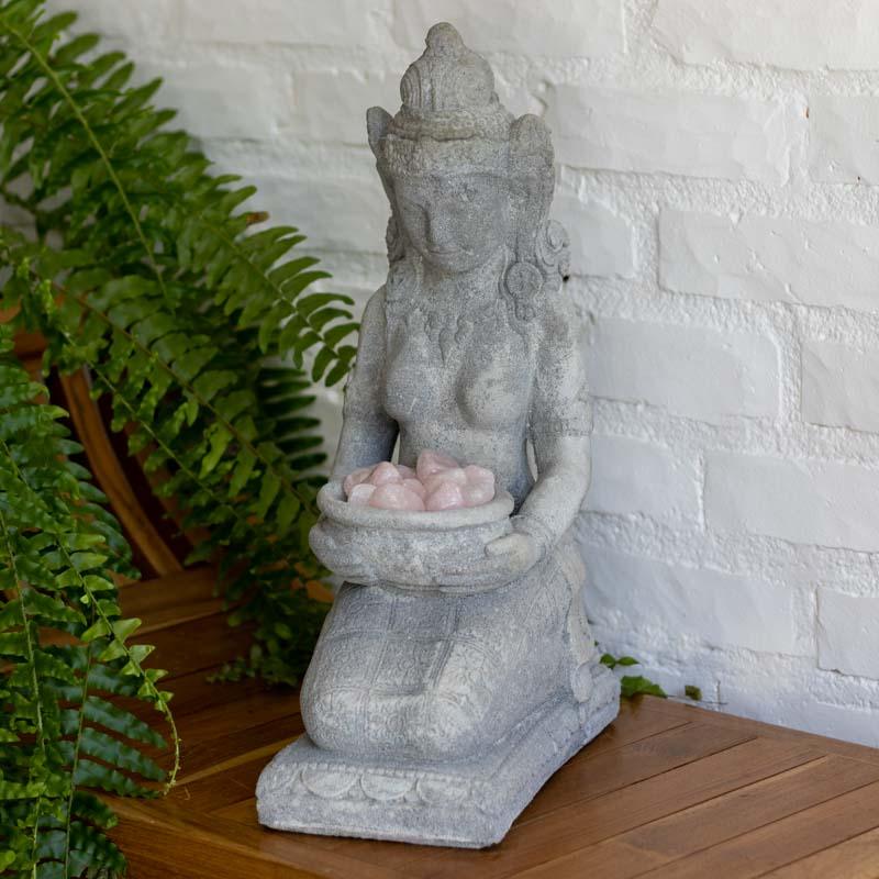 escultura estatua deusa dewi jardim cimento benevolencia zen bali indonesia decoracao casa artesanato loja artesintonia 01