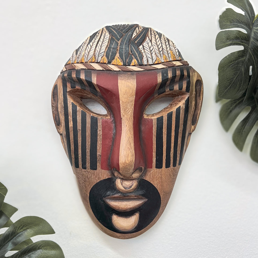 máscara-etnia-rikbaktsa-mt-decorativa-madeira-africana-africana-home-decor-decoracao-parede-artesanato-minas-gerais-curral-da-cor-artesintonia