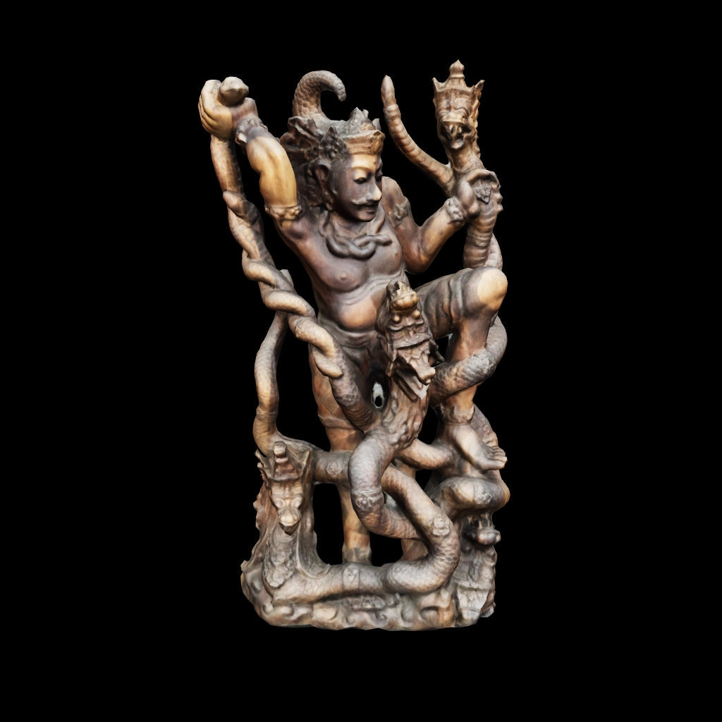 Escultura esculpida à mão em Bali do Deus guerreiro Bhima.