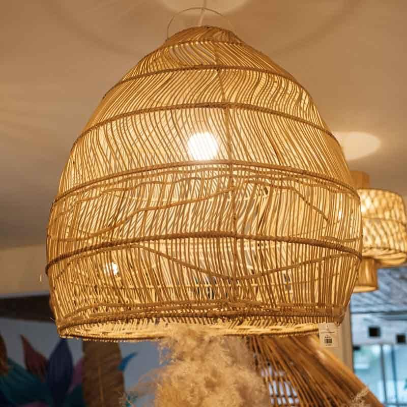luminária lustre pendente fibra natural rattan luz light iiluminação artesanal artesanato arte artesão bali balinês decor decoration decoração