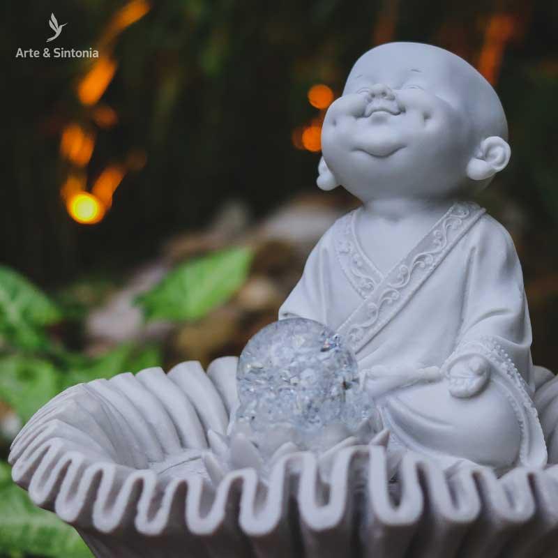fonte-sanfonada-monge-gordinho-sorridente-home-decor-decorativo-decoracao-zen-budista-budismo-garden-artesintonia-4