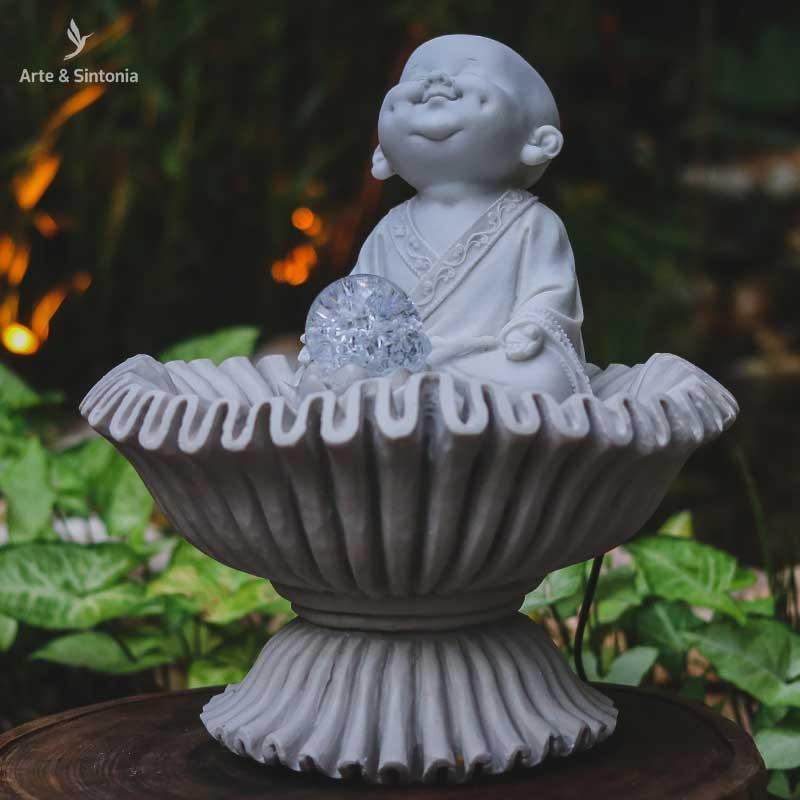 fonte-sanfonada-monge-gordinho-sorridente-home-decor-decorativo-decoracao-zen-budista-budismo-garden-artesintonia5