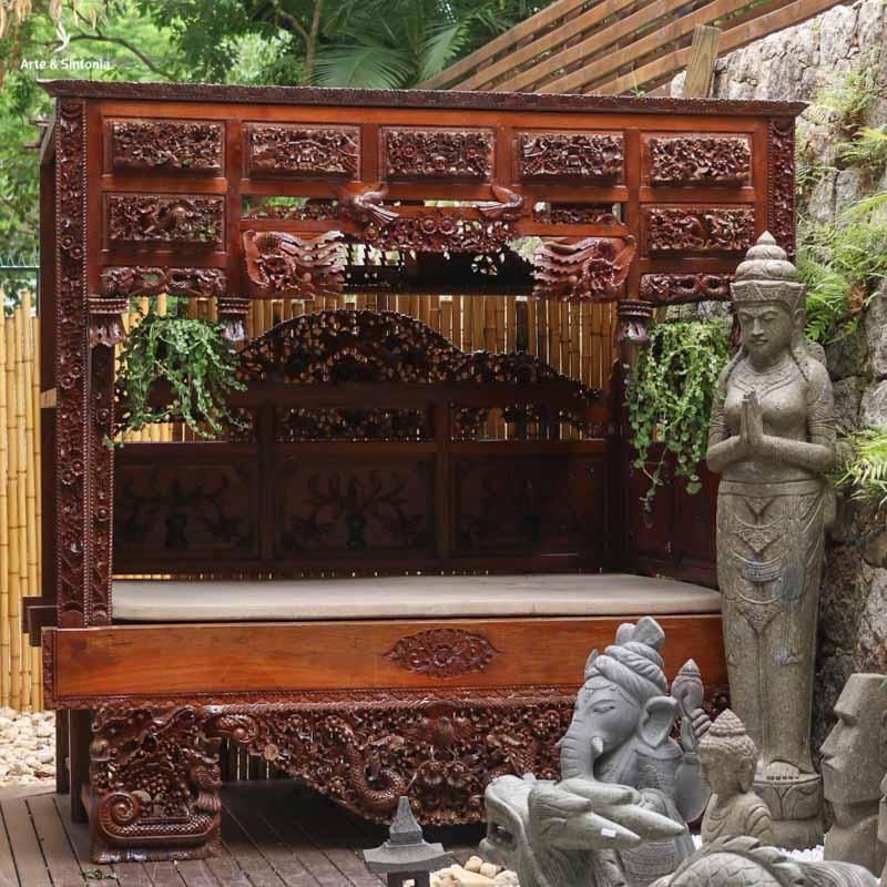 cama daybed bed garden pergolado entalhado madeira teka javanesa wood teak carved artesanatos decorativos artesintonia decoracoes javanesa espreguicadeira moveis 2