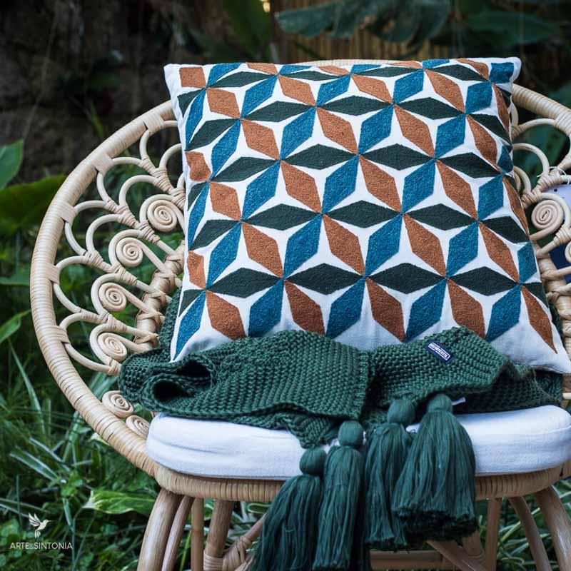 almofadas capas pillow cover home decor decoracao casa artesanal textil objetos artesanais artesanatos brasileiros prismas colors artesintonia 3