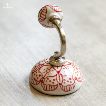 cabideiros paredes ceramica versateis suportes ambientes decorativos funcional decoracao artesanatos indiano decorativo flowers florais vermelho azul branco red blue white minimalista minimalist artesintonia  3 