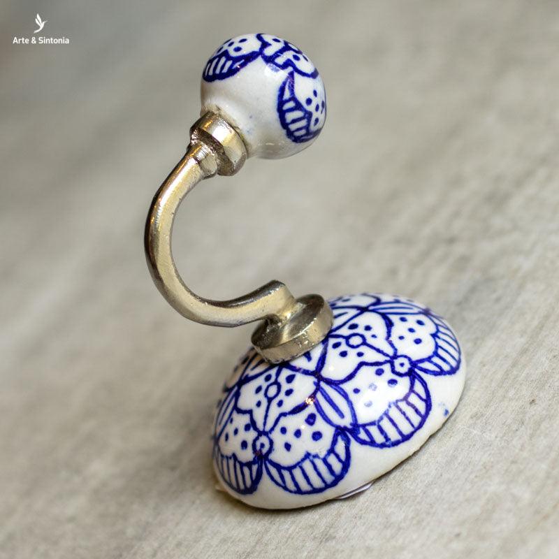 cabideiros paredes ceramica versateis suportes ambientes decorativos funcional decoracao artesanatos indiano decorativo flowers florais vermelho azul branco red blue white minimalista minimalist artesintonia  7