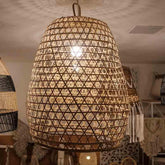 luminária fibra natural bambu decorativa luz arte balinesa indonésia bamboo lamp art loja online artesintonia