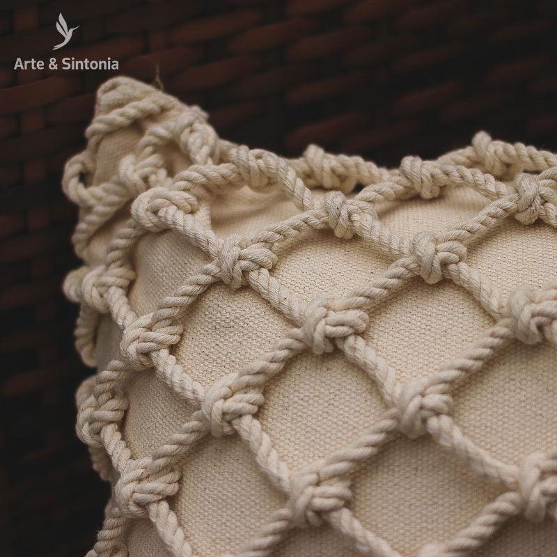 capa-almofada-macrame-corda-branco-home-decor-decoracao-boho-interna-casa-textil-artesintonia-5