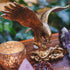 A00402 aguia gold voando escultura animais decorativos home decor artesintonia 4