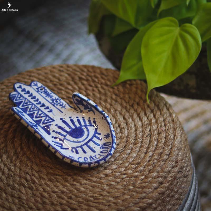 incensario artesanal atelie da vila ceramica pecas artesanais mao de hamsa azul coracao gratidao aromaterapia artesintonia 5