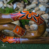 instrumento-didgeridoo-madeira-artesanal-entalhada-objetos-decorativos-balineses-aborigene-laranja-serpente-2